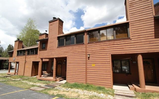 Helios 12 South by RedAwning