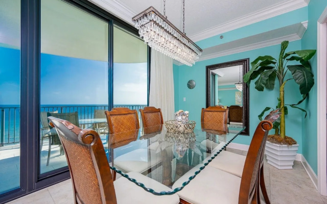 Phoenix Ix 1104 3 Bedroom Condo