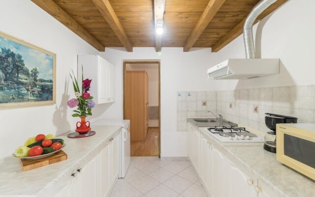 Stunning Home in Pula With 2 Bedrooms and Wifi