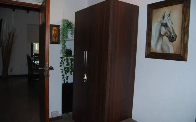 Cosmo Mendoza Suites