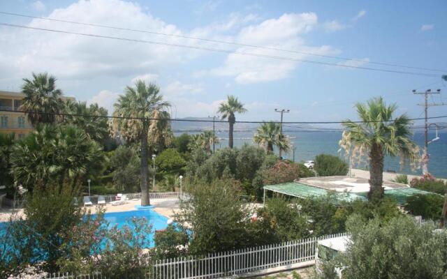 Nea Makri Beach Apartment