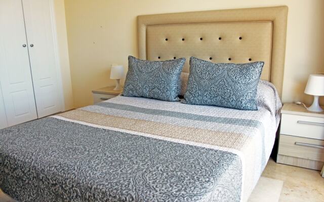 2 bedrooms apartment with sea view