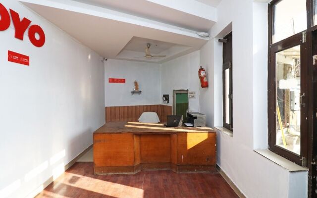OYO 24662 Hotel Shanti