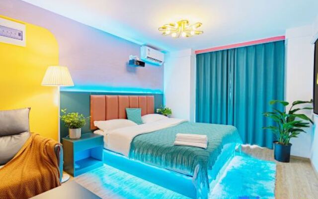 Mingyang Boutique·Viewing Hotel (Fangte Science and Technology Museum)