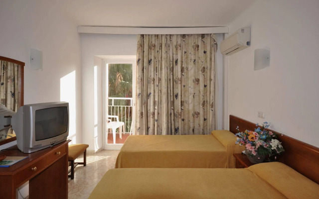 Hotel Houm Nets - Adults Only
