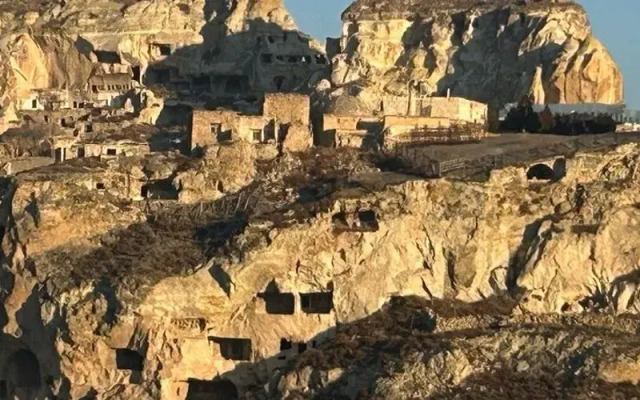 Zumrüdüanka Cave