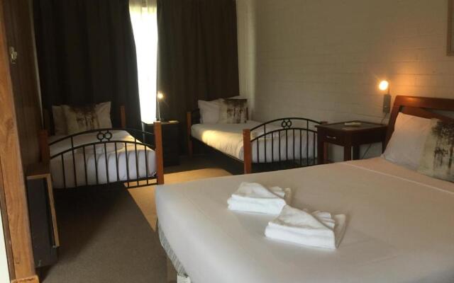 Buffalo Motel and Country Retreat