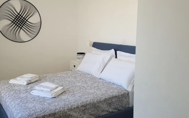Stunning 1-bed Apartment in Karterádos
