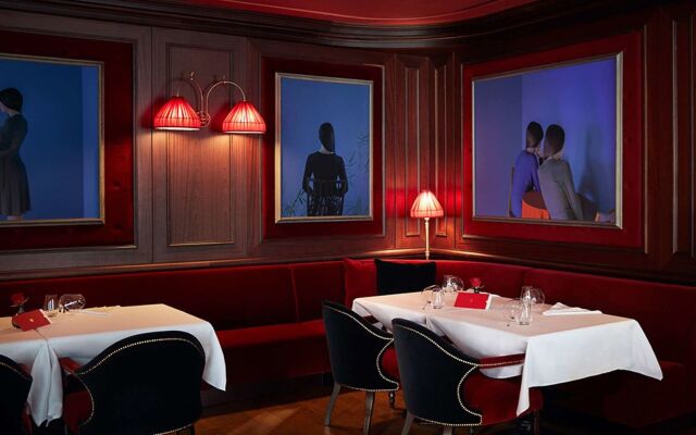 L'Escape Hotel