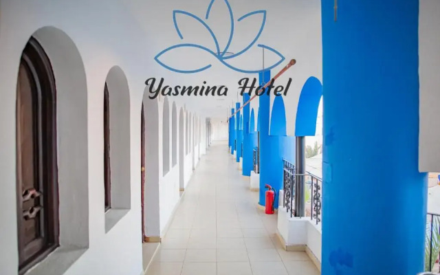 Yasmina Hotel