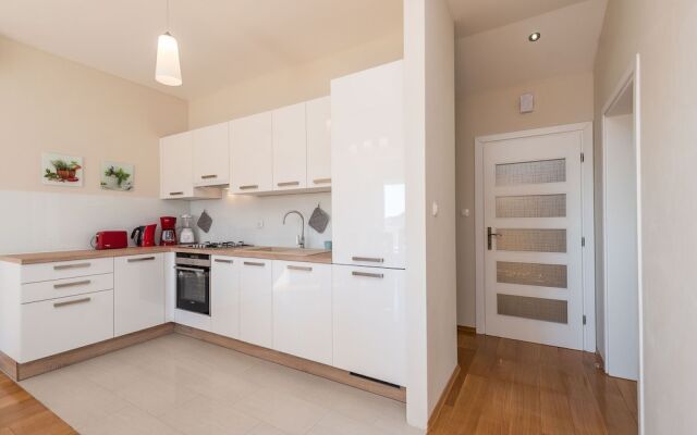 Cozy Holiday Home in Petrcane With Private Terrace