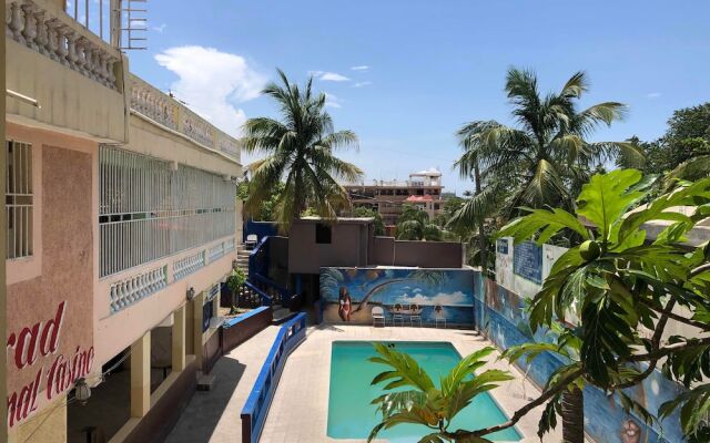 Detente Du Cacique Villa Hotel