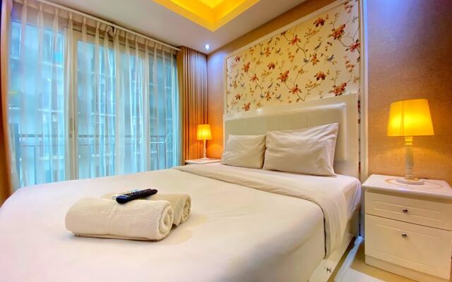 Well Furnished Studio Room at Grand Asia Afrika Apartment