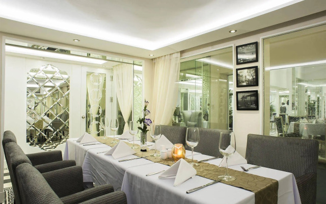 Minerva Church Hotel