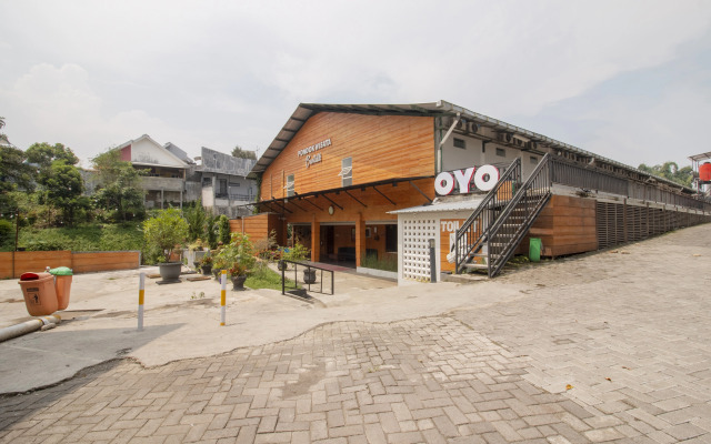 OYO 3283 Bwalk Hotel