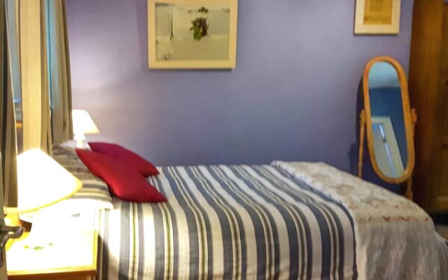 Larkside Cottage