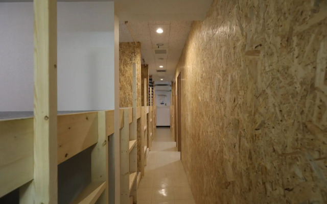 Odori Backpackers
