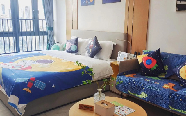 Bainianhui International Apartment