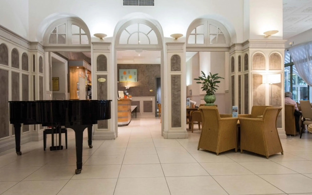 Hôtel Vacances Bleues Royal Westminster