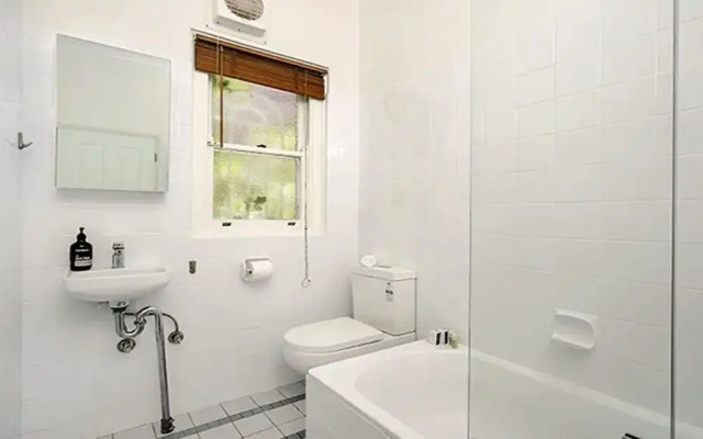 The Apartment Service HUNT1