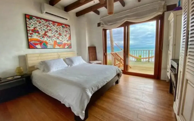 Casa Baronesa Waterfront Villa