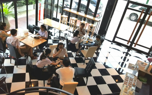 The LogBook Room and Cafe