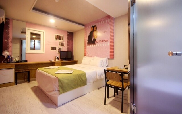 Yeongju Hotel W