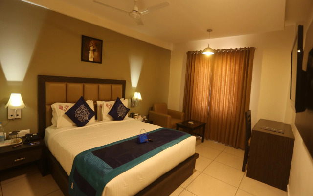 OYO Premium Near Trichy Bus Stand