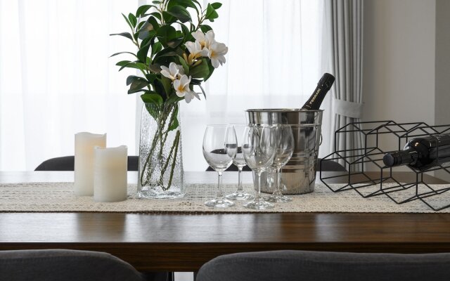 &Monde. Okinawa Arena Condominium