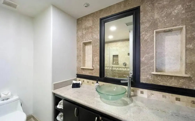 Find Peace at a Modern Ground Floor Condo