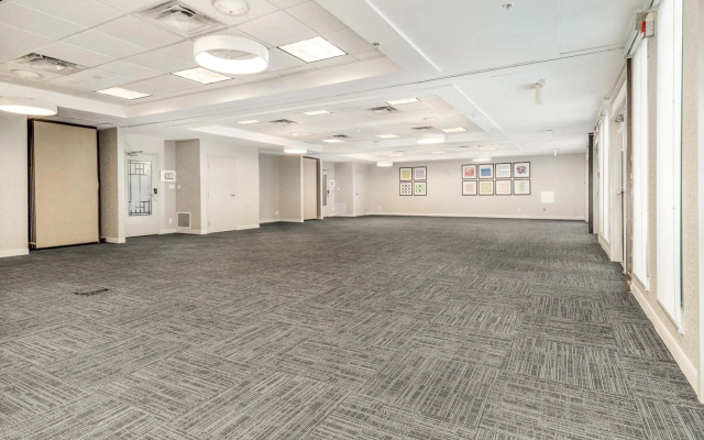 Holiday Inn Express & Suites Medicine Hat Transcanada Hwy 1 by IHG