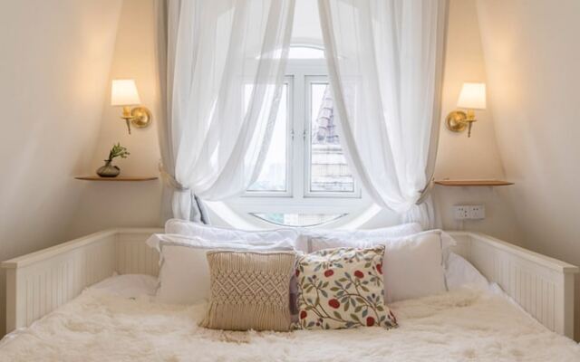 Locals Boutique Apartment Lujiang No.1