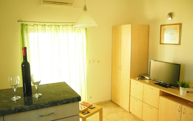 Bunari Apartments