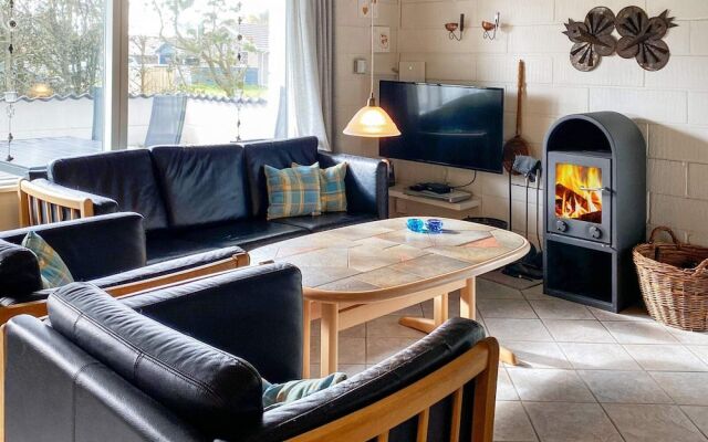 6 Person Holiday Home in Thisted