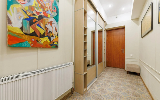 Dere Apartments (Дере Апартментс) на улице Большая Московская 9