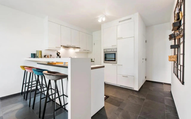 Classy Apartment in City Center with Large Balcony