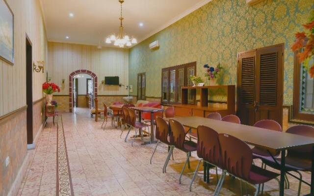 OYO 140 Hotel Graha Bukit Syariah