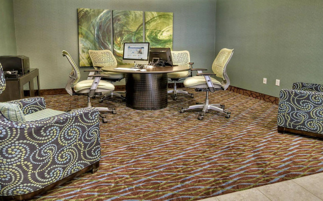 Holiday Inn Express & Suites Pittsburgh SW - Southpointe by IHG