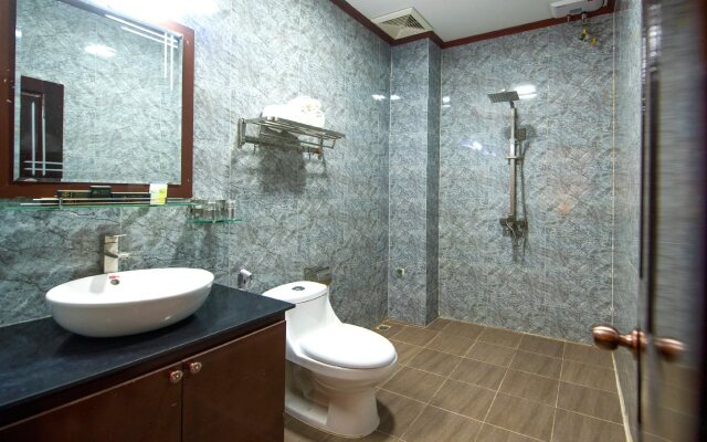 Premier Vang Vieng Hotel