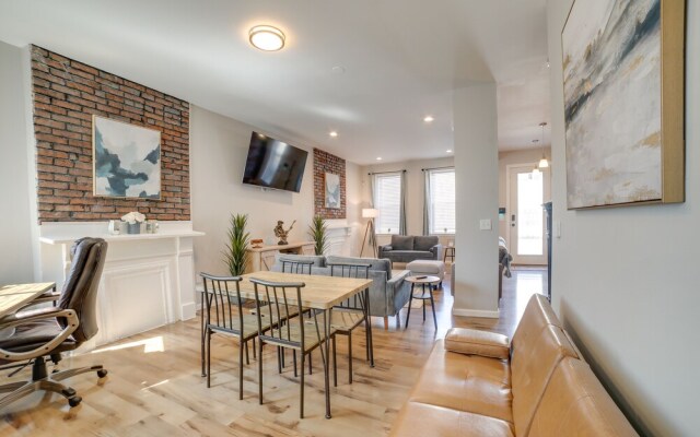 Pittsburgh Townhome: 1 Mi to Downtown