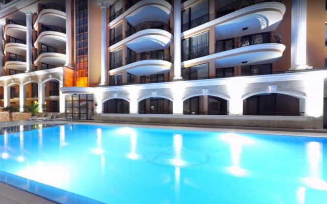Menada Admiral Apartments