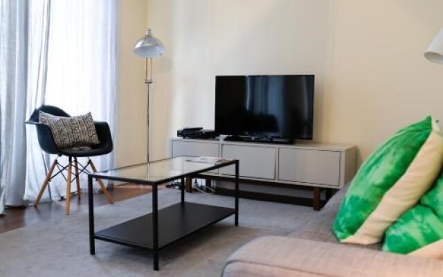 Lisbon Apartment near Marques Pombal square