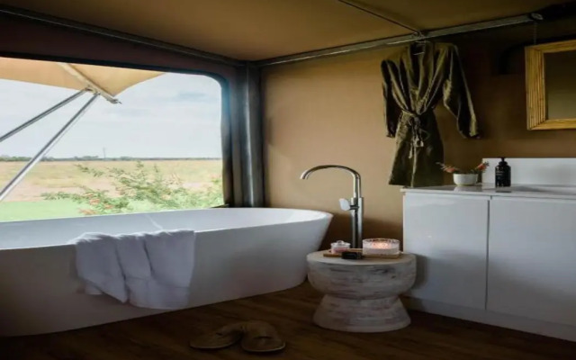 Mitchell Grass Retreat