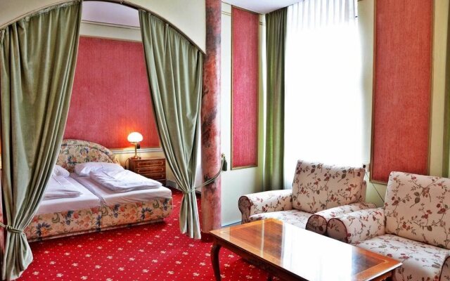 Hotel Viki