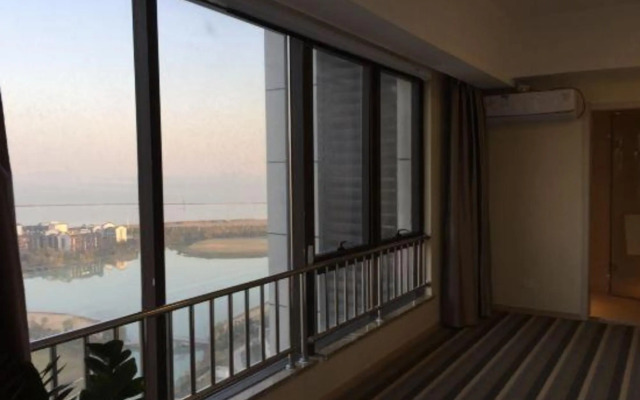 Molly Hotel Theme (Hefei Binhu Wandamao)