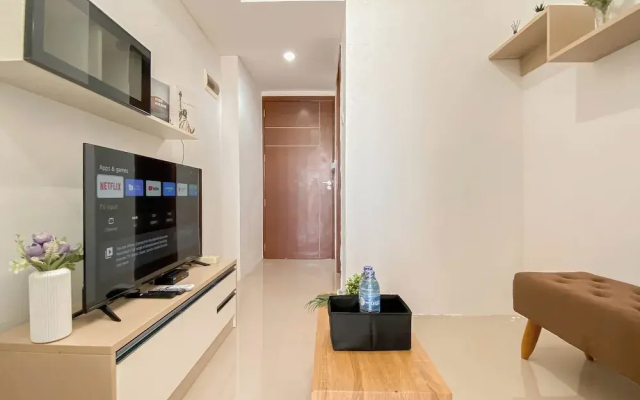 Basic 1Br Apartment At Vittoria Residence