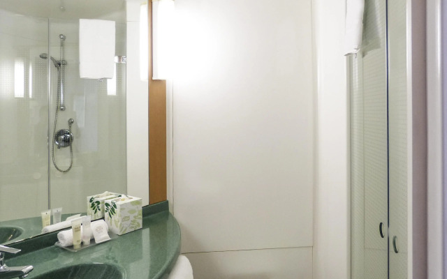 ibis Sydney Thornleigh