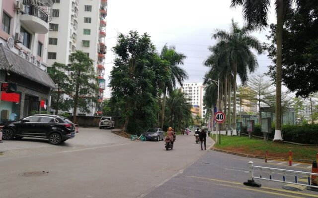 Haikou Mingguang Shengyi Hotel