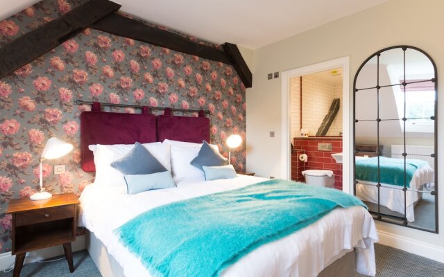 Hallgarth Manor House, Signature Collection