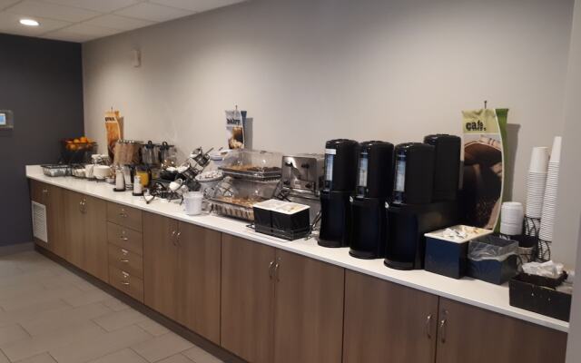 Microtel Inn & Suites Casselman